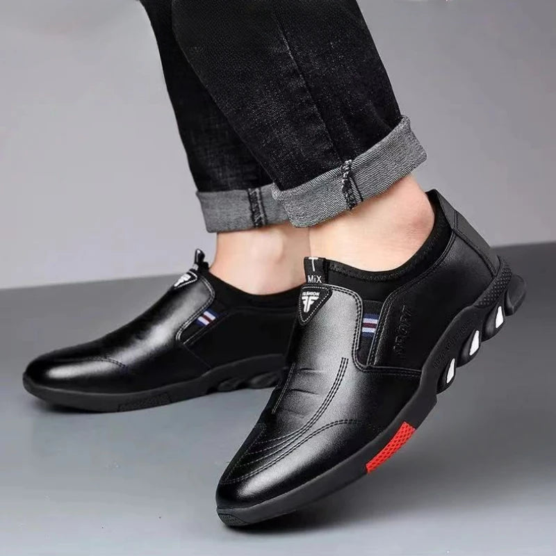 Men's Leather Shoes Business Casual Shoes Soft Soles Non-slip Loafers Moccasins Male Slip on Driving Shoes Breathable Sneakers